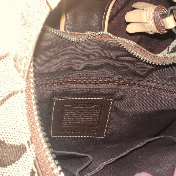 Coach Shoulder bag, with dust cover. Used once. - Picture 4 of 5